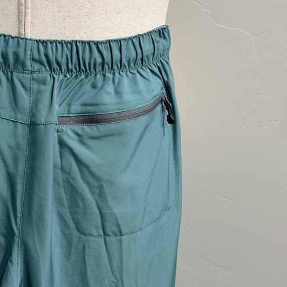 🌻Baleaf Lightweight Outdoor Cargo Pants — Water-Resistant — Teal — Size L | EUC - Picture 2 of 7